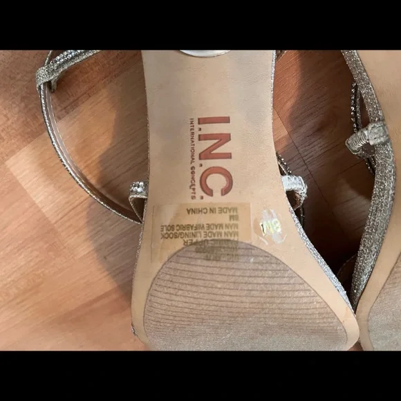 FREE SHIPPING ‼️BRAND NEW IN BOX- NEVER WORN EVENING HEELS FOR WOMEN 👠 SIZE 8 - Picture 16 of 16